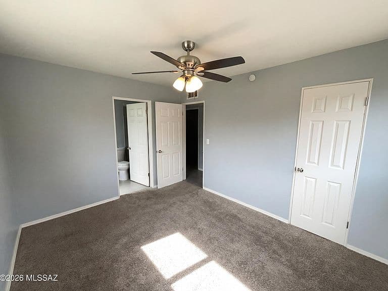 6702 E Scarlett St photo 4