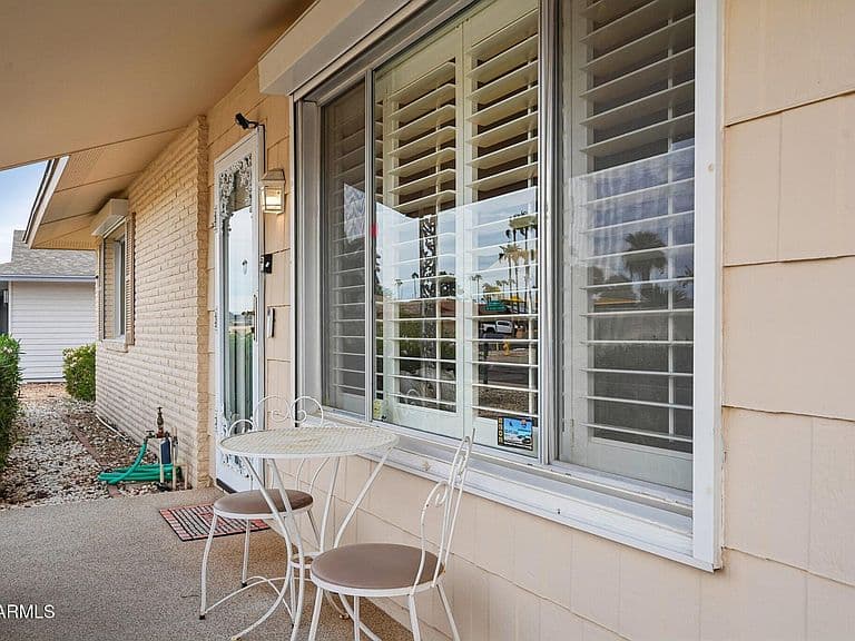 9811 W MOCKINGBIRD Drive photo 3