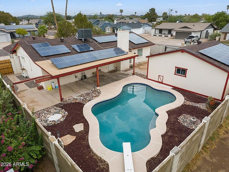 5107 W CORRINE Drive photo 4