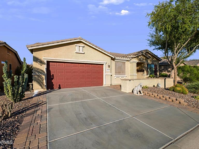 20183 N OXBOW Lane photo 1