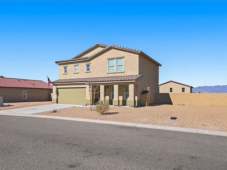 5565 S Prospect Creek Road photo 3