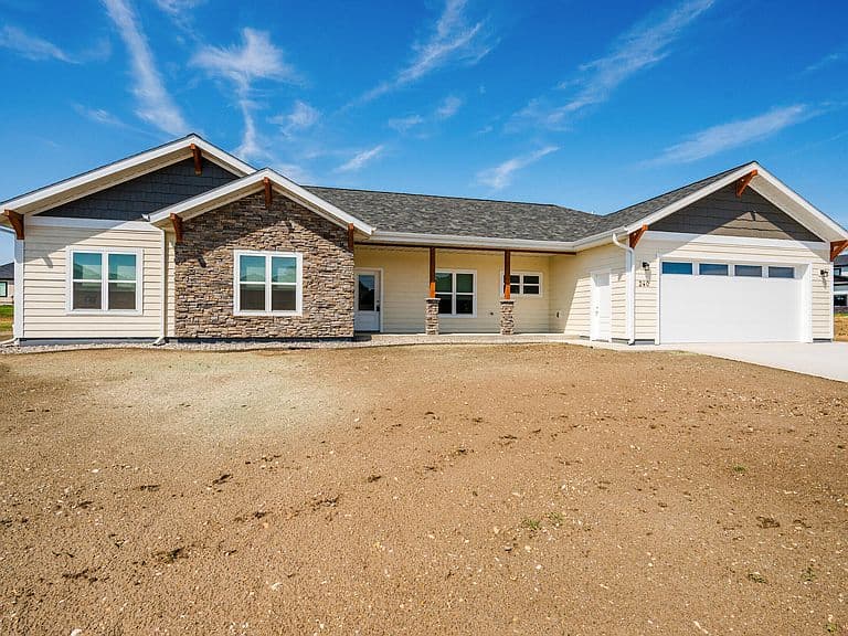 240 Sunrise Ct photo 5