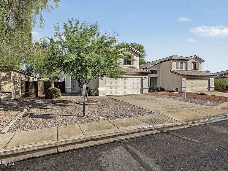 2144 W OLLA Avenue photo 1