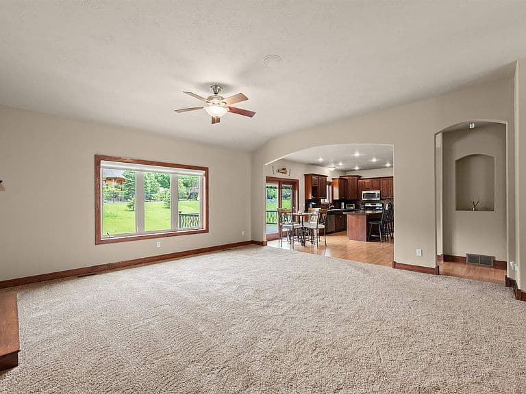 5604 S Josh Wyatt Dr photo 5
