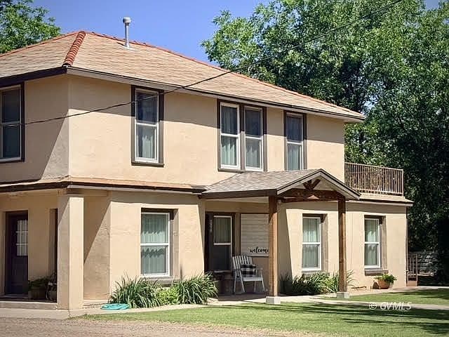2876 N Bigler Ave photo 2