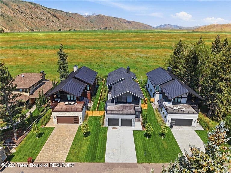 415 Teton Ave photo 3