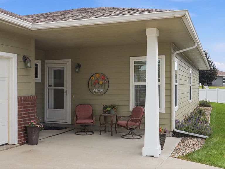 3200 S Sandlot Ave photo 2