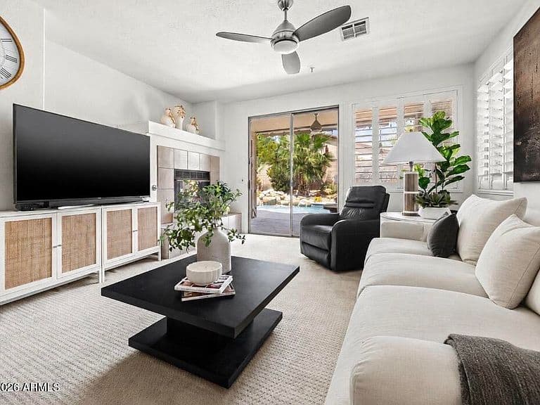 7256 E DESERT VISTA Road photo 4
