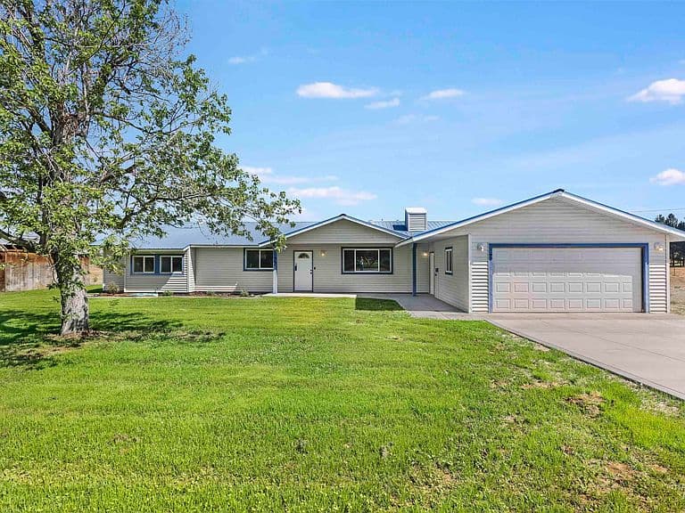 77 Horseshoe Cir photo 3