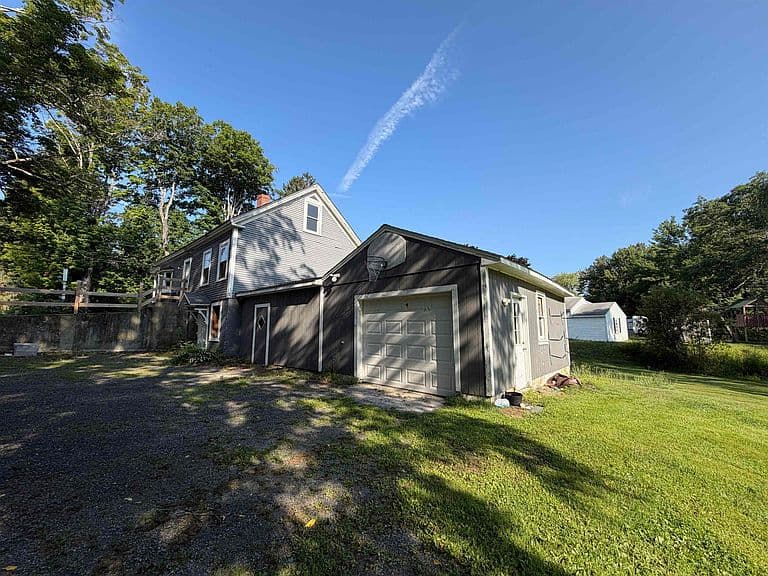 40 South Street photo 2