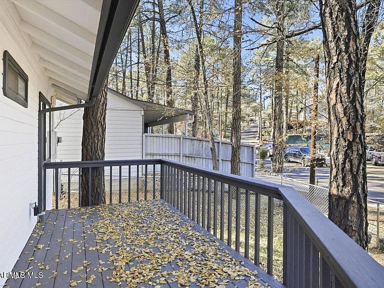 707 CHEROKEE Road photo 3