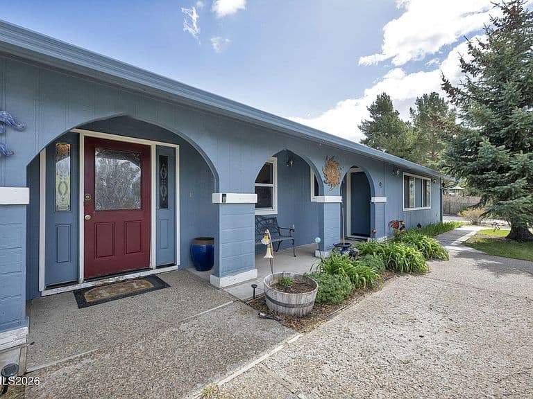 4155 Eastlake Blvd photo 2