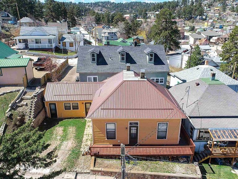 121 Columbus St photo 4