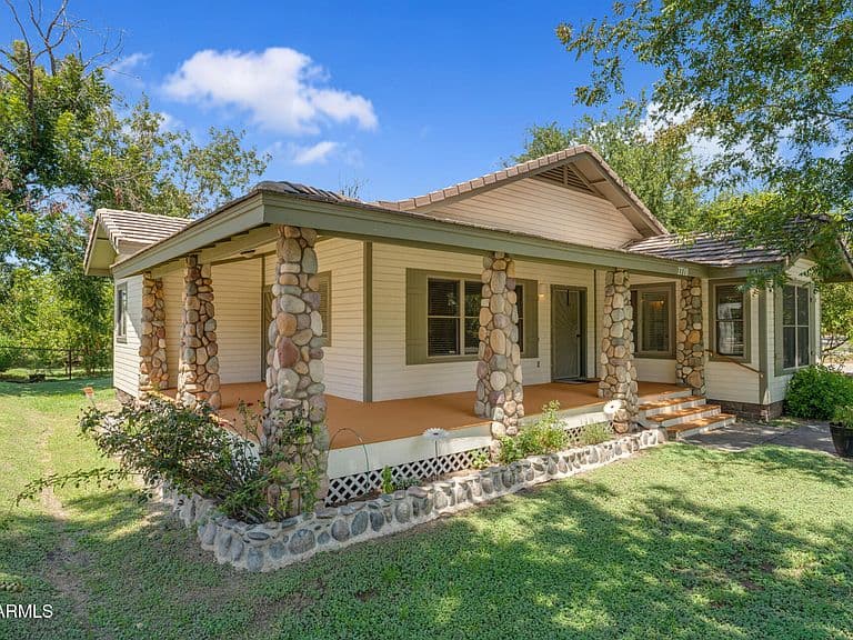 2720 W HARVEST GROVES Lane photo 2