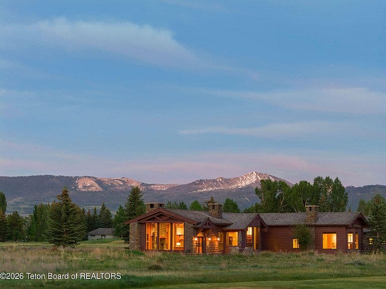 6240 N Prickly Pear Ln photo 2
