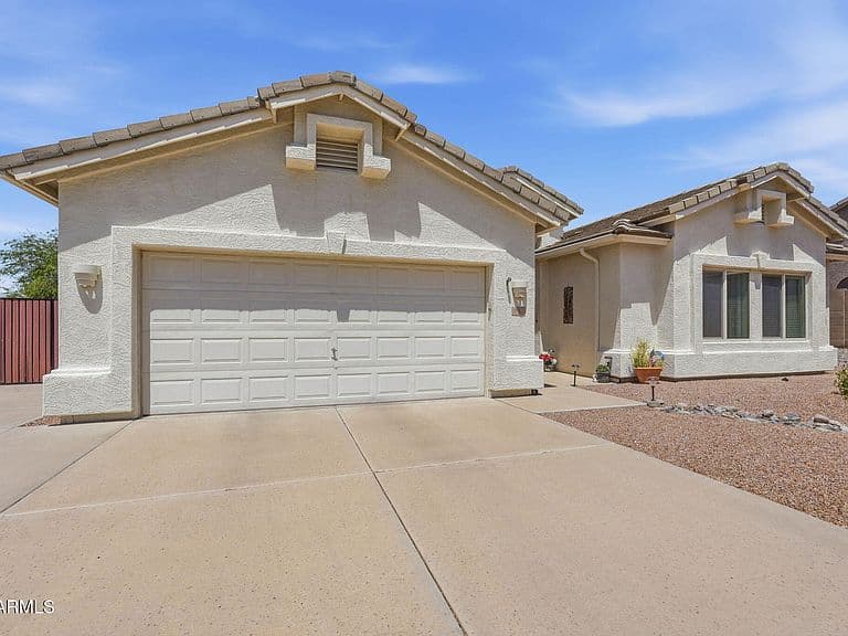 9557 E LOCKWOOD Circle photo 3