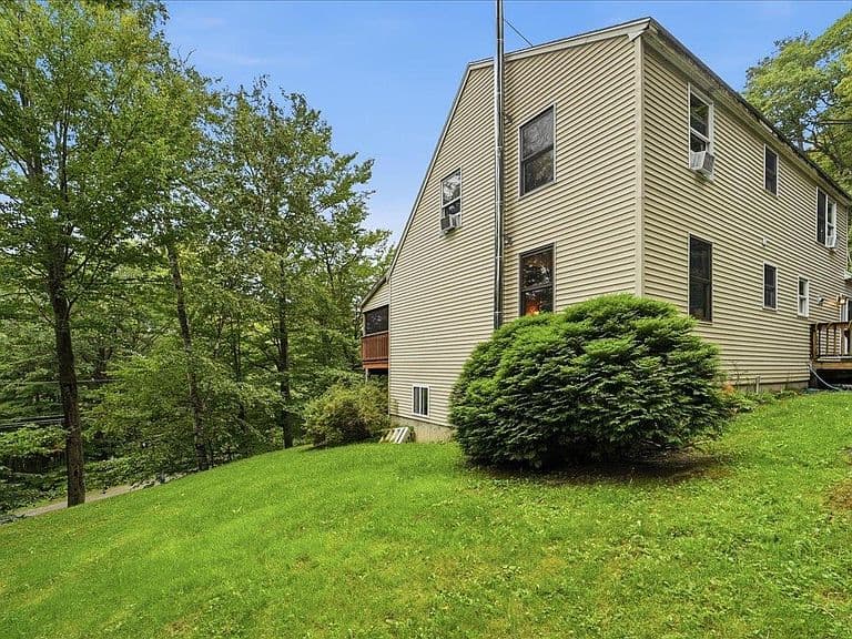 13 Broadview Estates photo 2