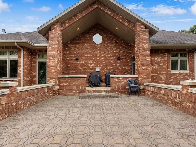 1711 Maplewood Ln photo 5