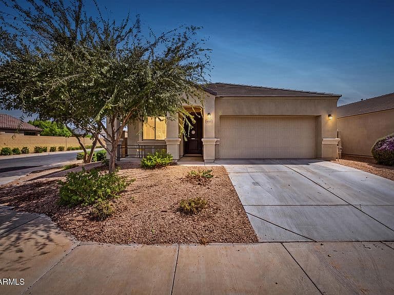 41349 W WILLIAMS Way photo 1