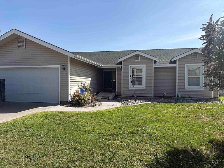 532 Cypress Way photo 1