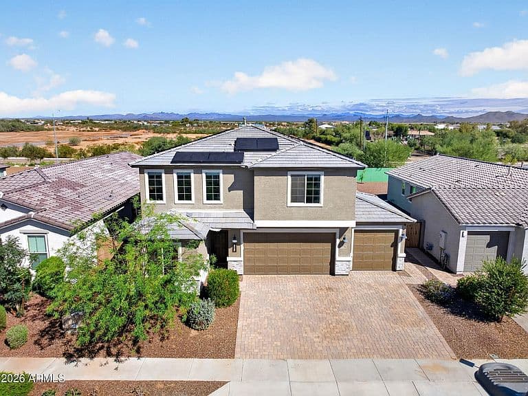 17766 W Red Fox Road photo 1