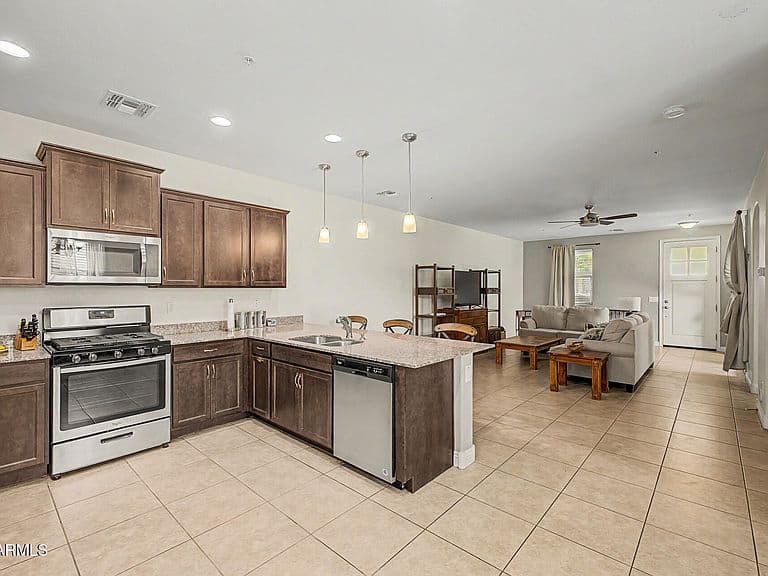 20549 W TERRACE Lane photo 1