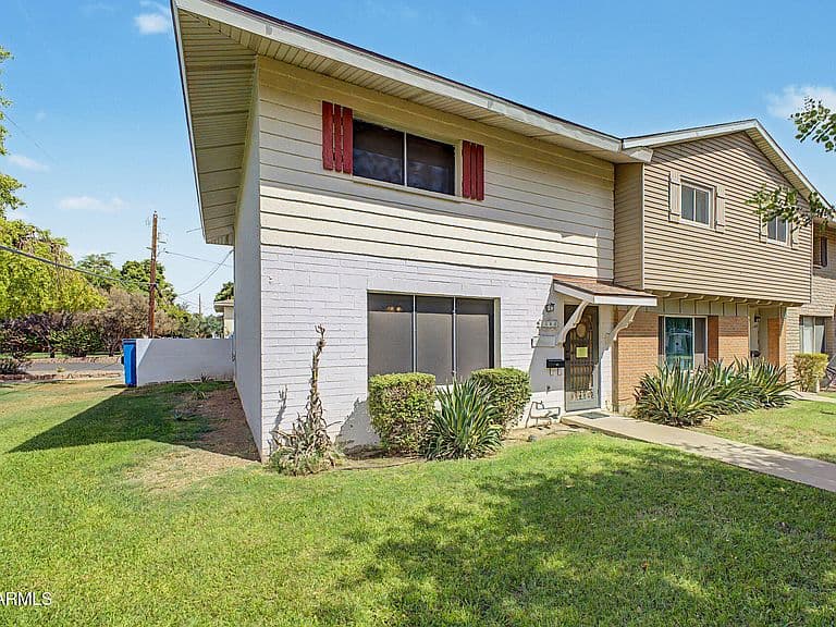 1540 W CAMPBELL Avenue photo 2