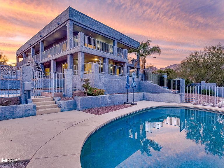 5036 N Calle Bosque photo 2