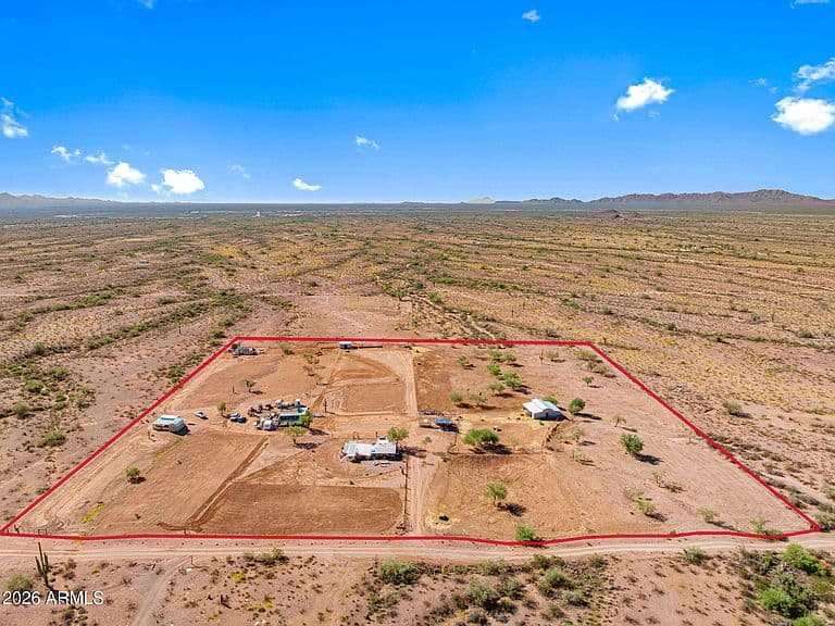33639 W CAREFREE Highway photo 4