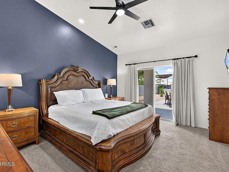 10529 W BEL AIR Circle photo 4
