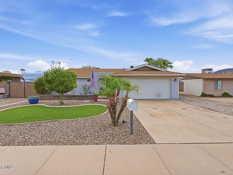 13639 N 21ST Avenue photo 3