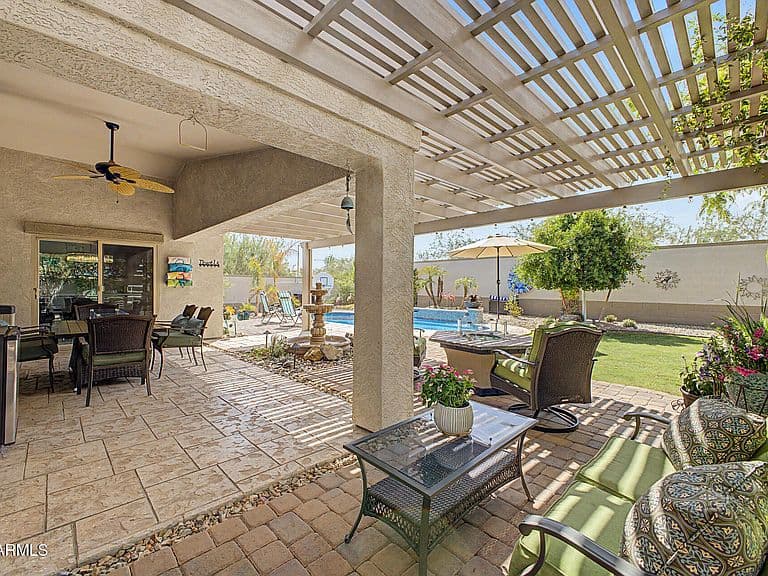 9535 W HARMONY Lane photo 4