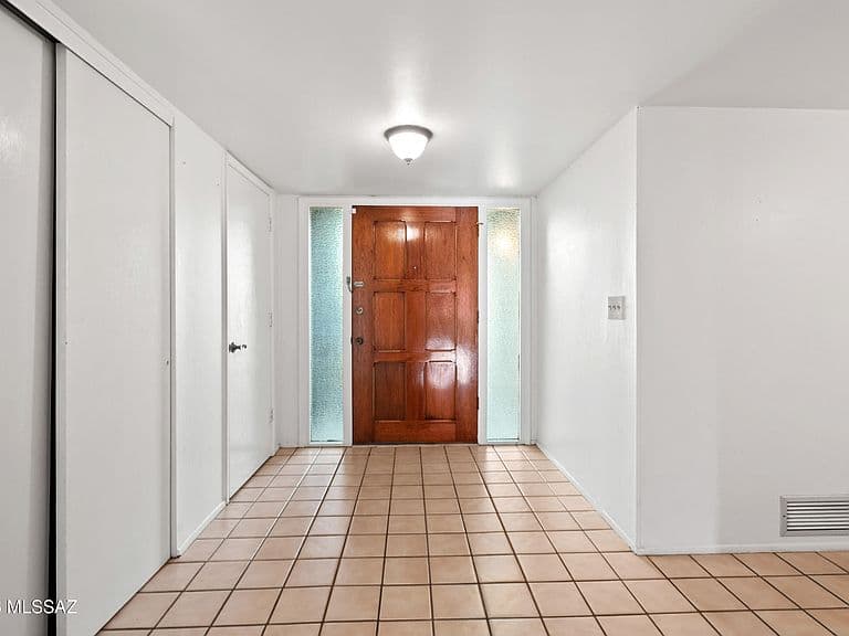 6731 N Sesame Ln photo 3
