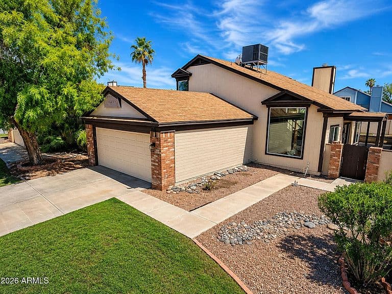 856 E CALLE DEL NORTE Drive photo 2