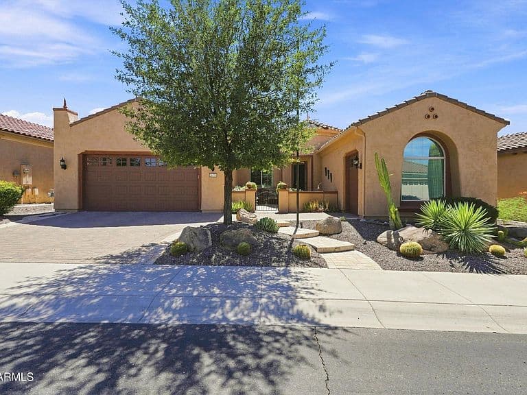 26775 W PIUTE Avenue photo 1