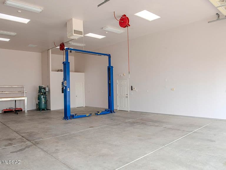 11555 E Pantano Trl photo 3