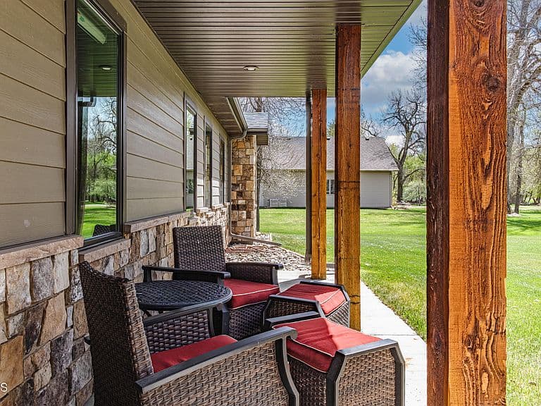 3240 River Place Dr N photo 5