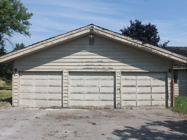 159 Westland Dr photo 2
