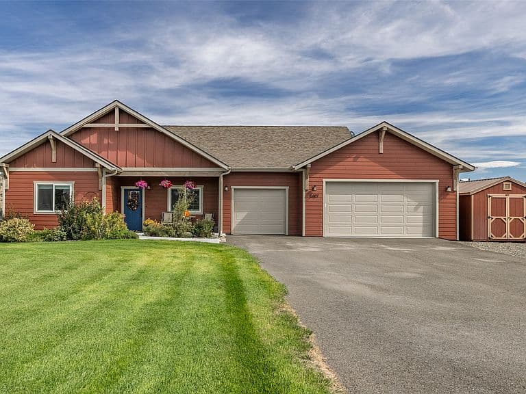 5487 Thimbleberry Loop photo 1