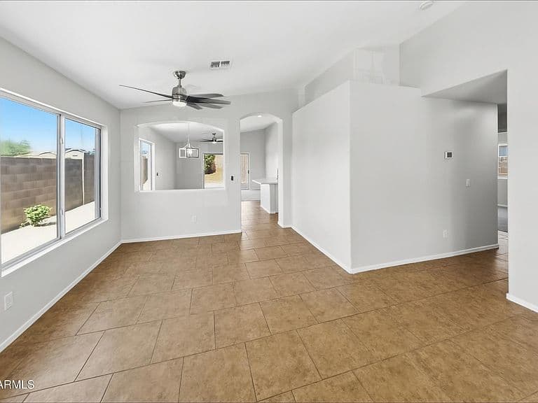 22940 W COCOPAH Street photo 5