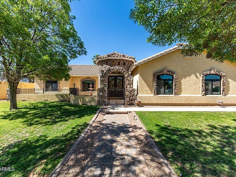 24432 S 197TH Place S photo 1