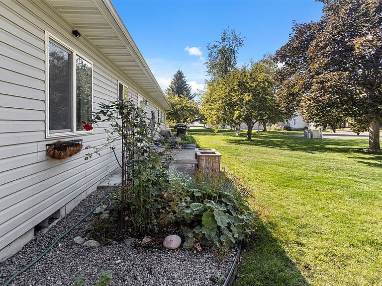 15 Teton St photo 5