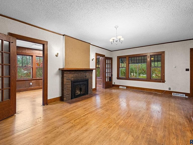 1200 W 57th St photo 4
