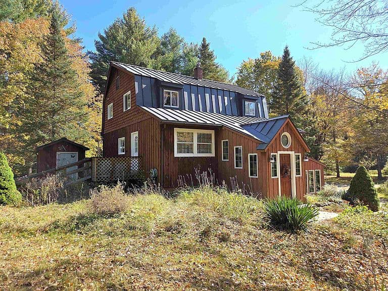 643 Cooledge Road photo 5