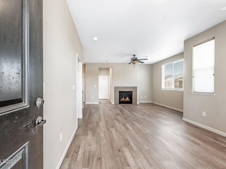 2490 Eastshore Pl Unit 208 photo 4