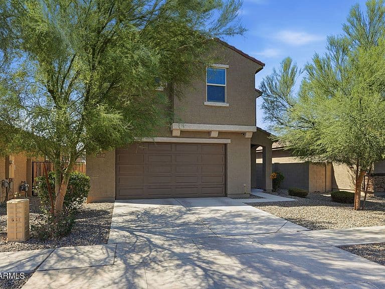 6835 W GETTY Drive photo 2