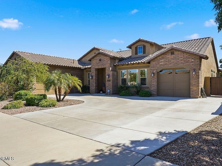 22333 E MAYA Road photo 5