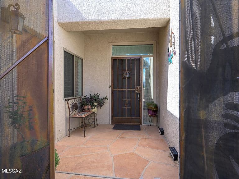 227 N Running Spring Dr photo 3