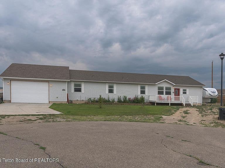 971 Gales Way photo 1
