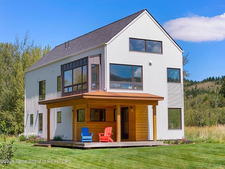 1655 Walipini Way photo 4